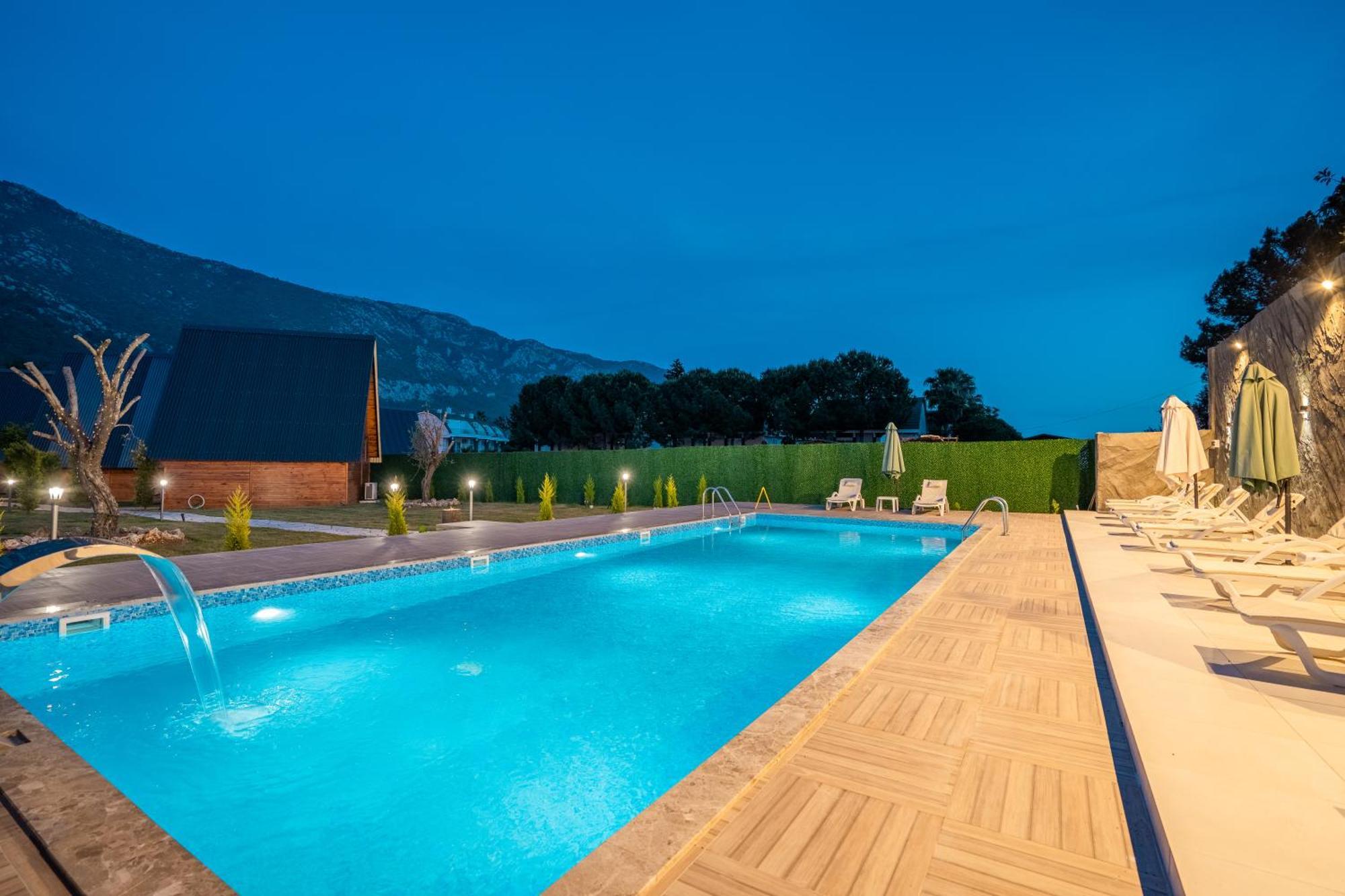 Karaoez Sapphire Bungalows Kumluca Екстериор снимка
