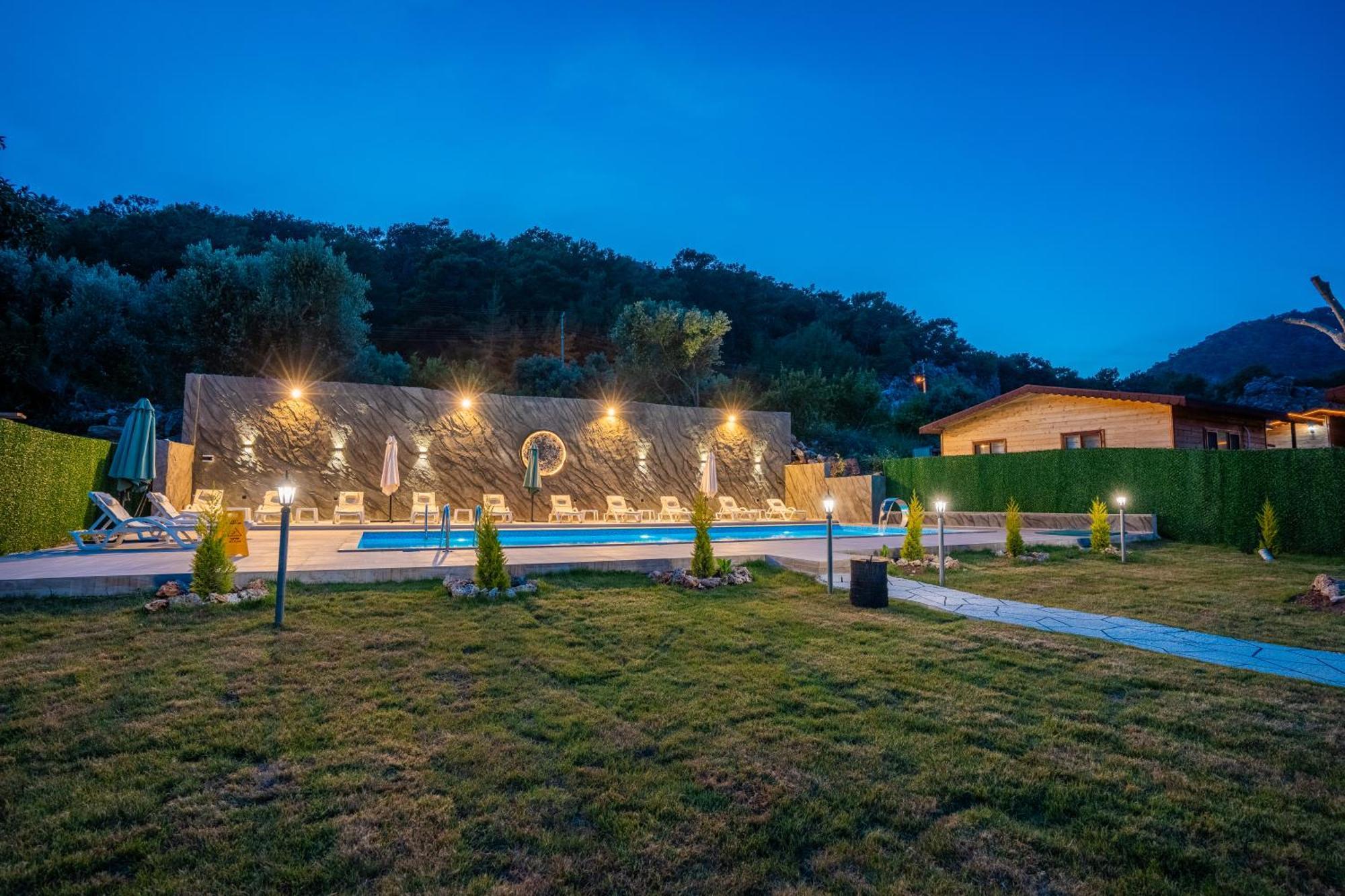 Karaoez Sapphire Bungalows Kumluca Екстериор снимка