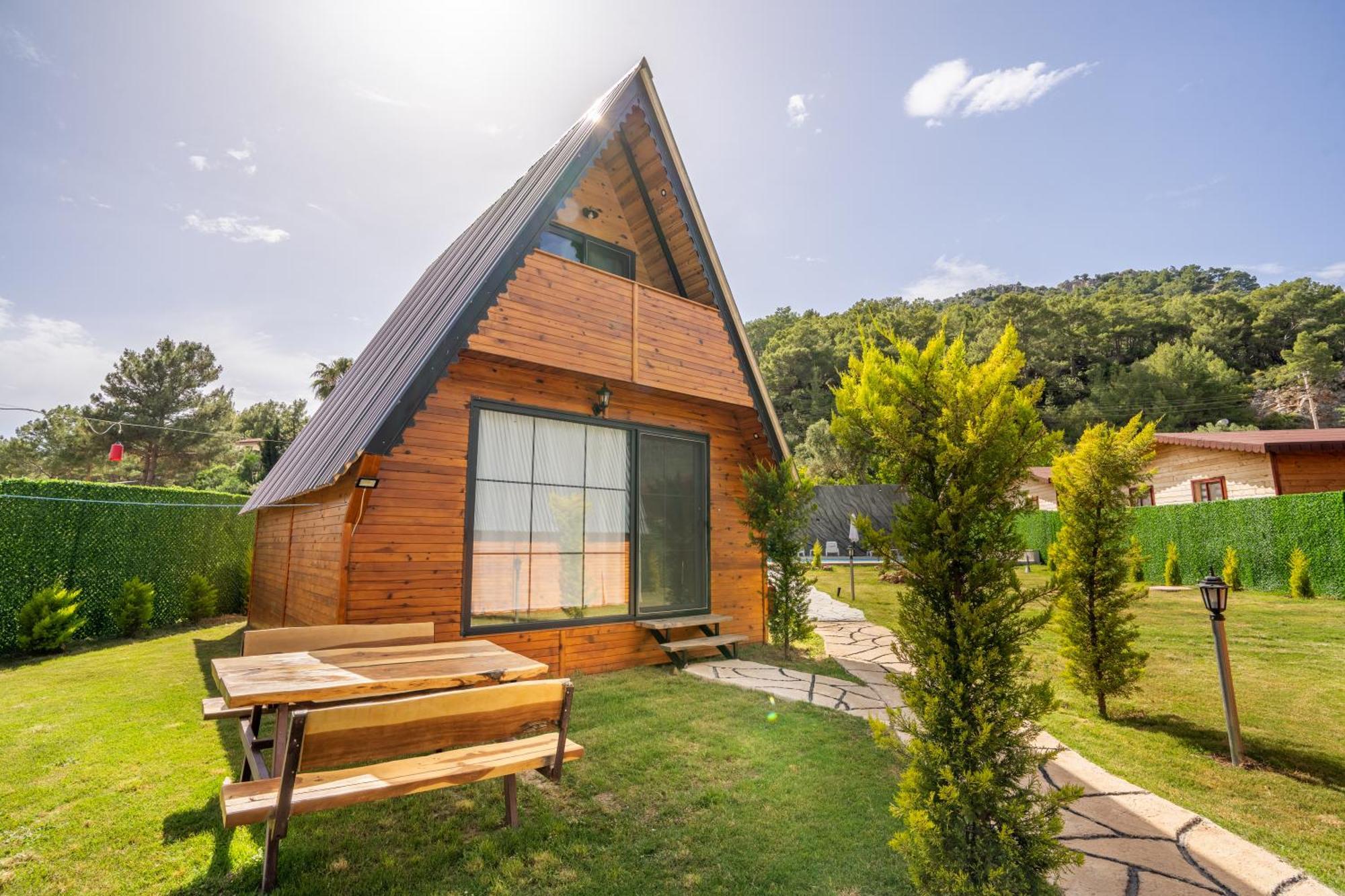 Karaoez Sapphire Bungalows Kumluca Екстериор снимка